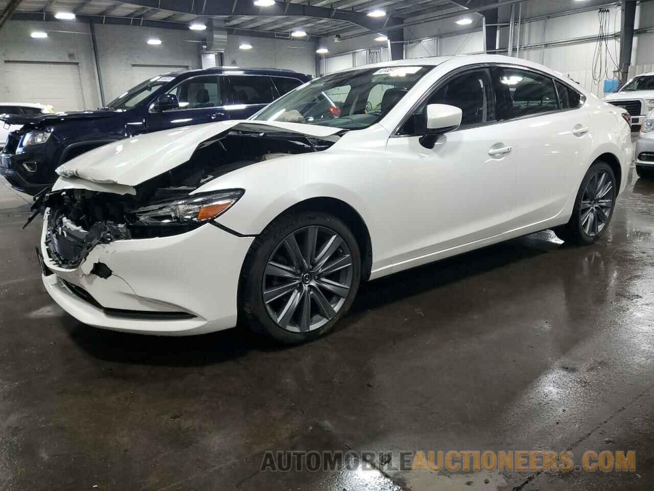 JM1GL1VM6J1335766 MAZDA 6 2018