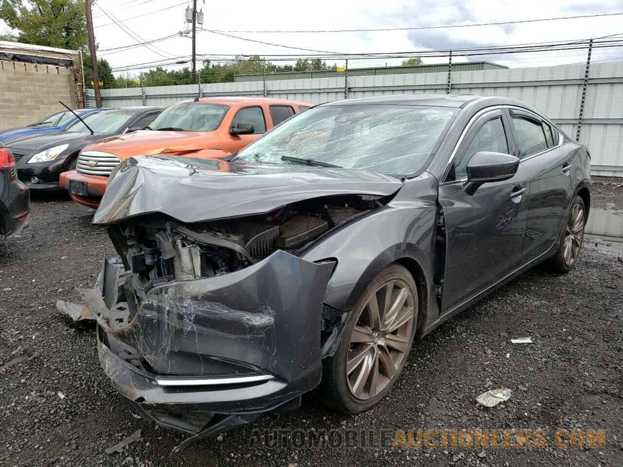 JM1GL1WY3J1300569 MAZDA 6 2018