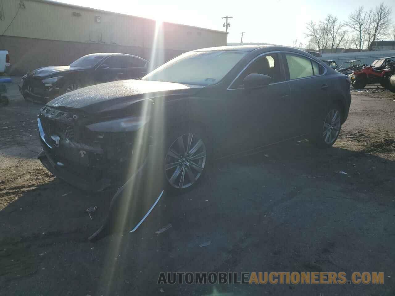 JM1GL1XY9J1319240 MAZDA 6 2018