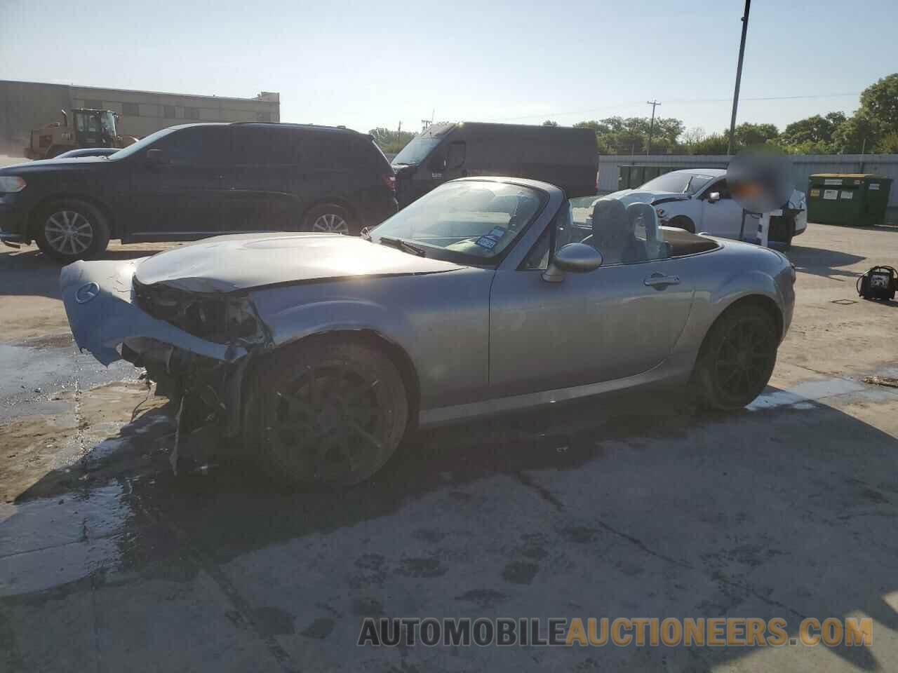 JM1NC2NF2D0232398 MAZDA MX5 2013