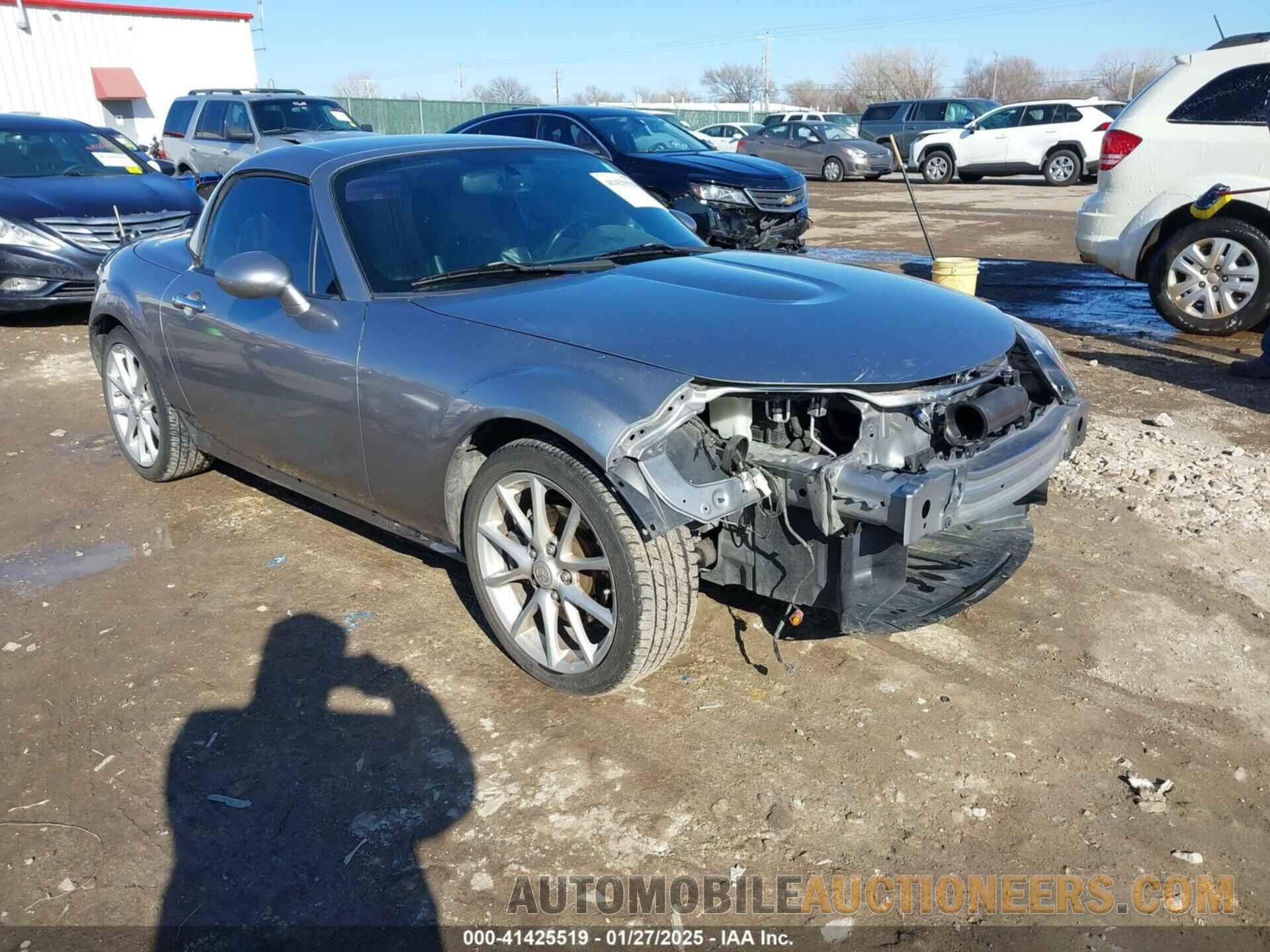 JM1NC2PF8B0218838 MAZDA MX-5 MIATA 2011