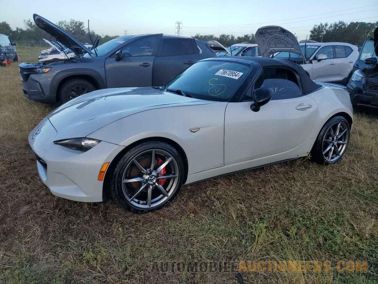 JM1NDAC76K0305319 MAZDA MX5 2019