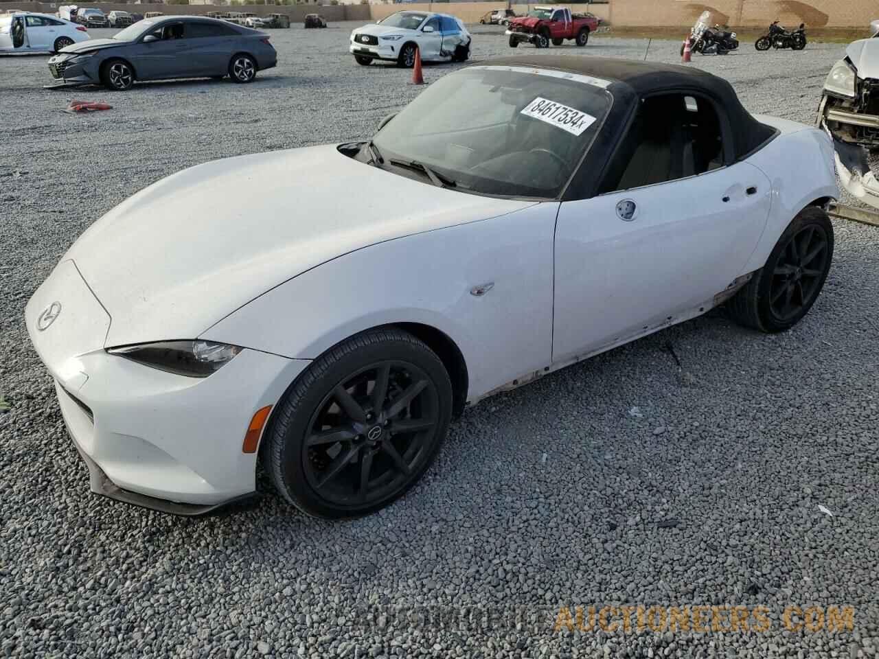 JM1NDAC77G0103967 MAZDA MX5 2016