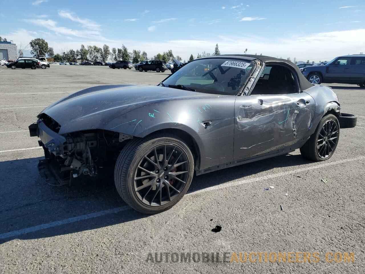 JM1NDAC78G0113097 MAZDA MX5 2016