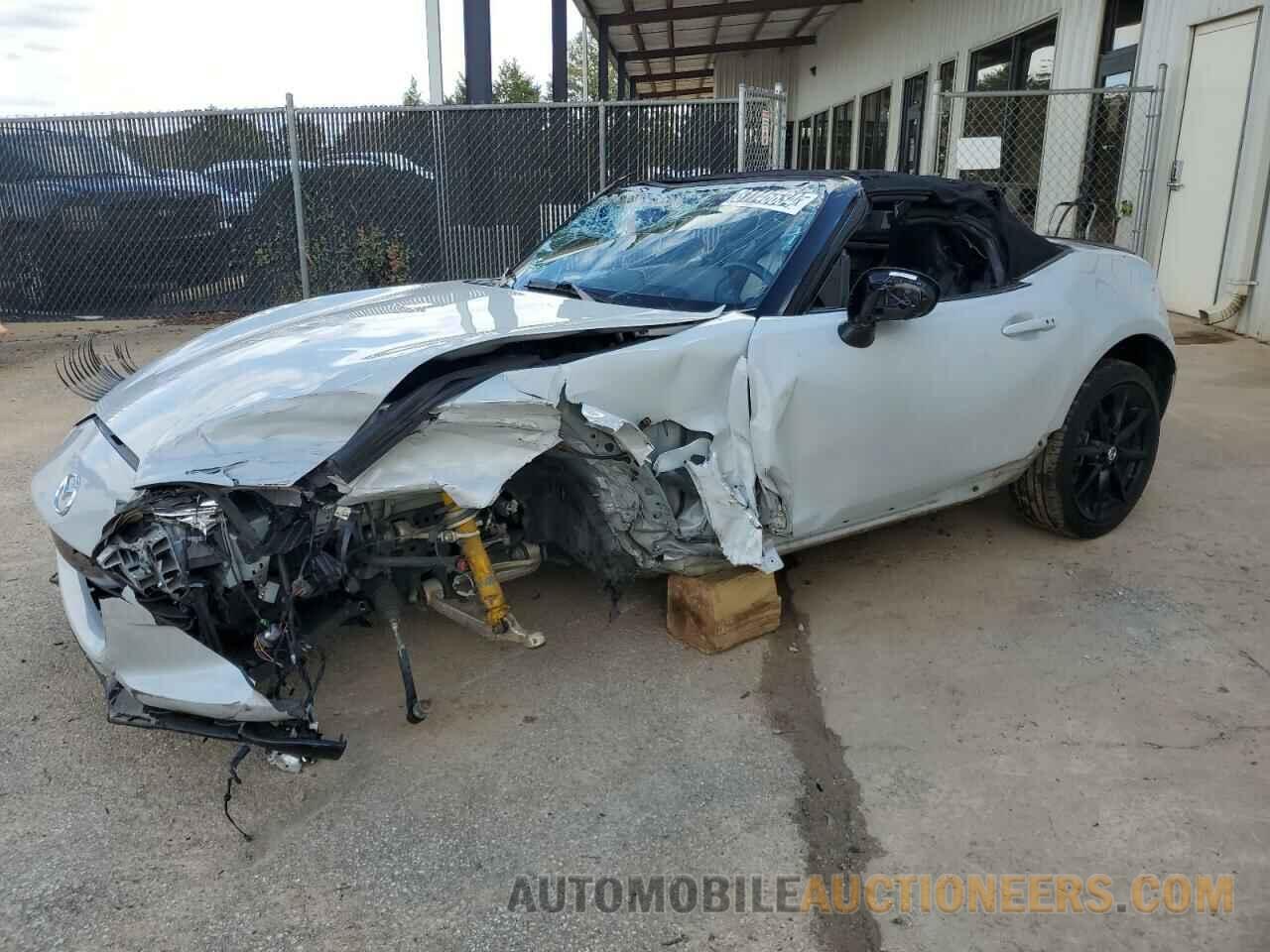 JM1NDAC78K0311347 MAZDA MX5 2019