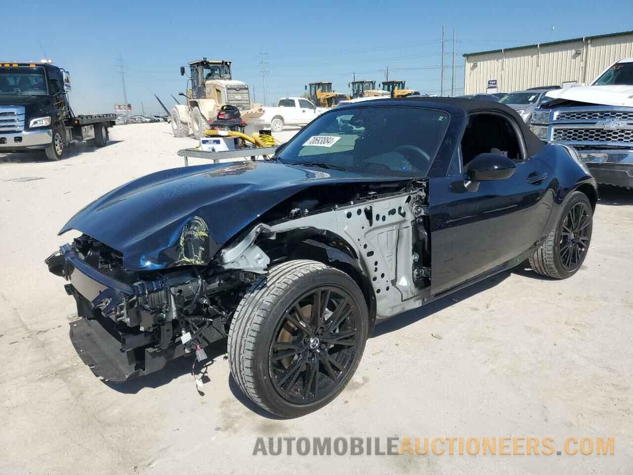 JM1NDAC7XR0600644 MAZDA MX5 2024