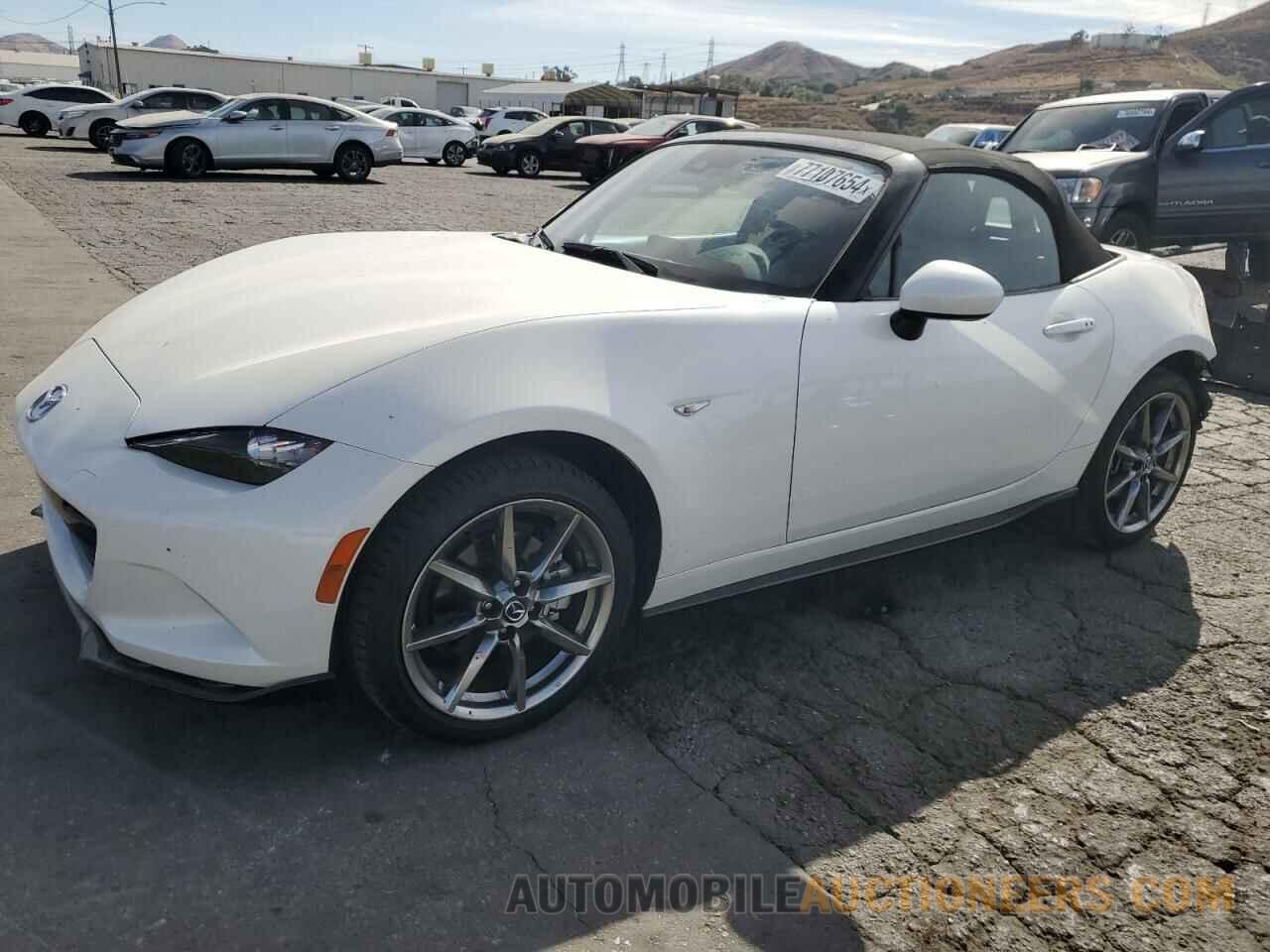 JM1NDAD70P0561560 MAZDA MX5 2023