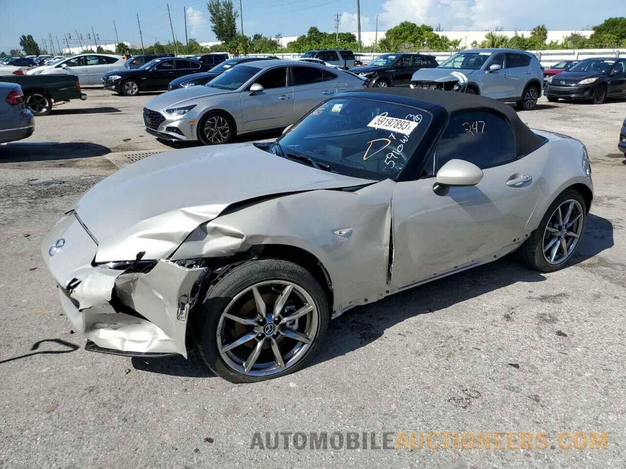 JM1NDAD74P0555910 MAZDA MX5 2023