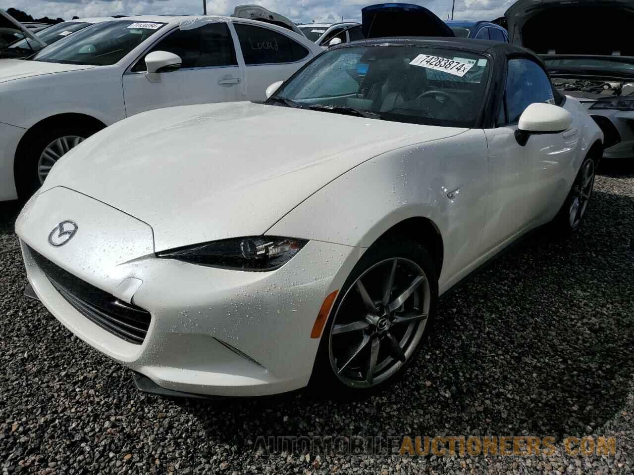 JM1NDAD74P0557978 MAZDA MX5 2023