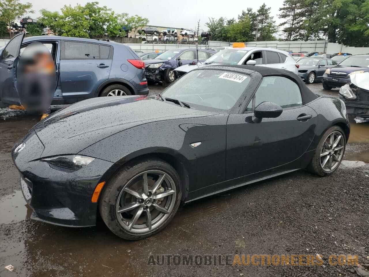 JM1NDAD76M0452192 MAZDA MX5 2021