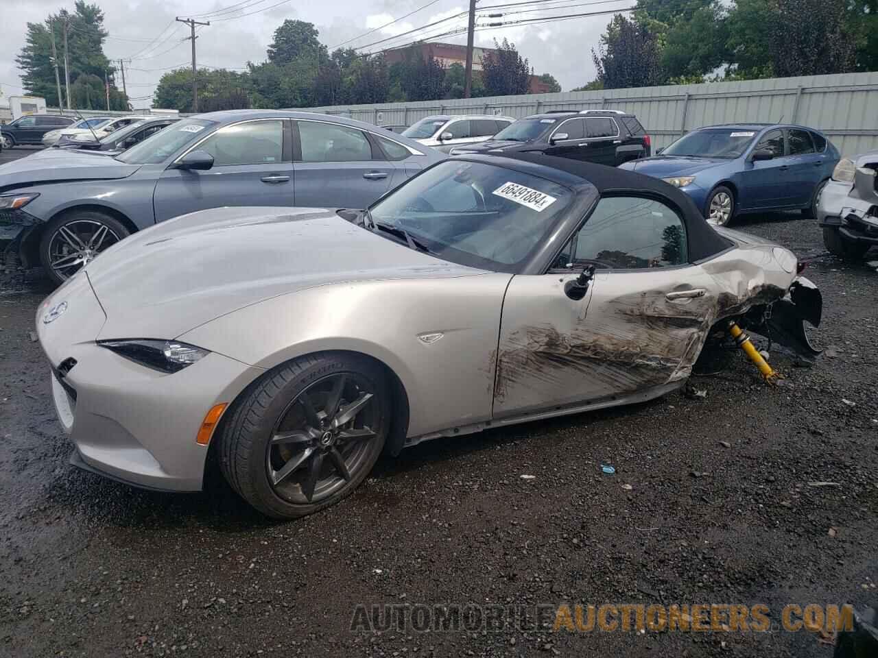 JM1NDAD76N0500758 MAZDA MX5 2022