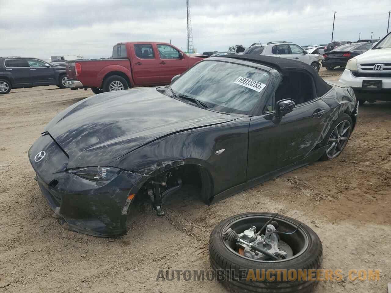 JM1NDAD78P0552945 MAZDA MX5 2023