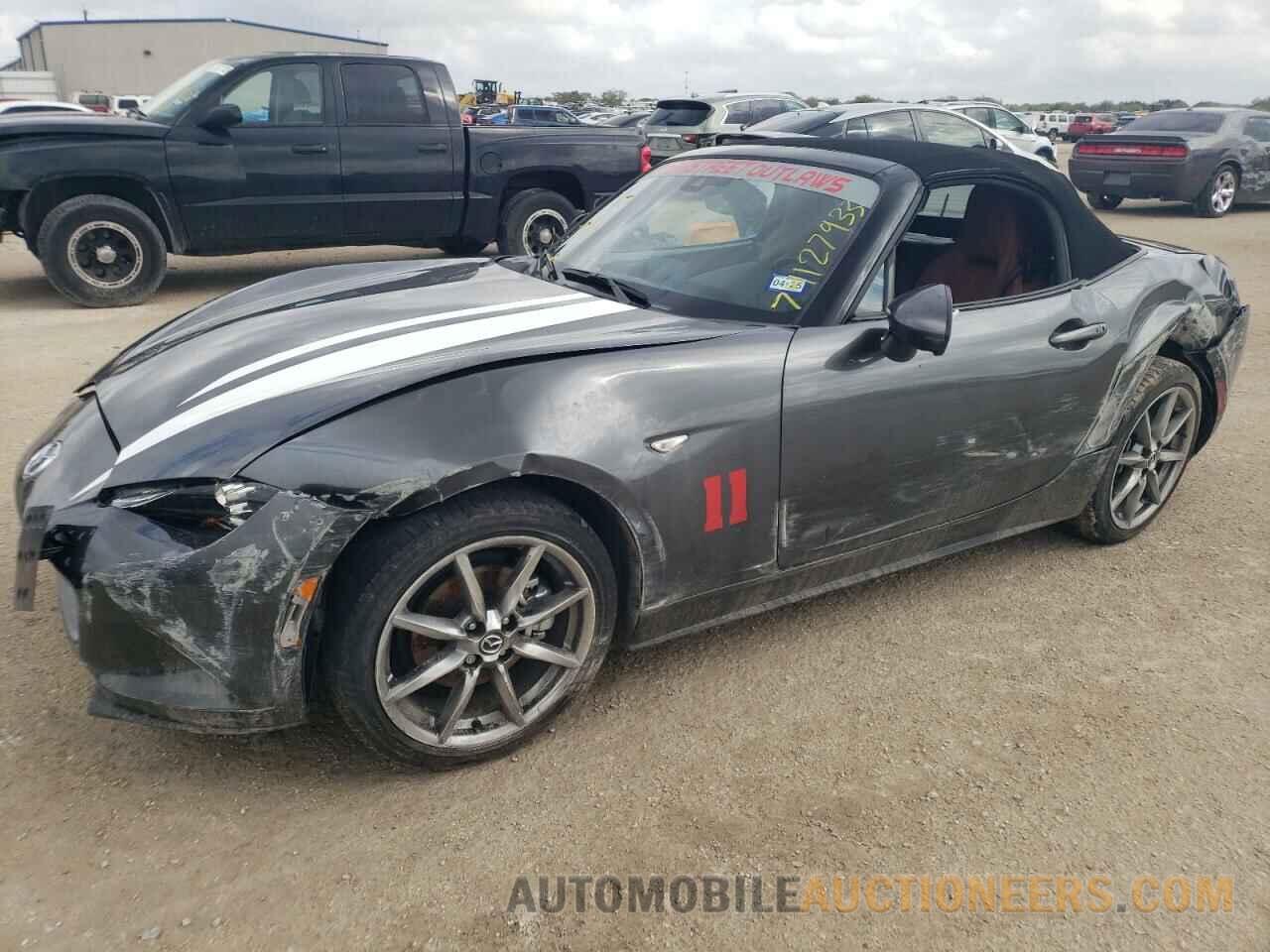 JM1NDAD79N0506943 MAZDA MX5 2022