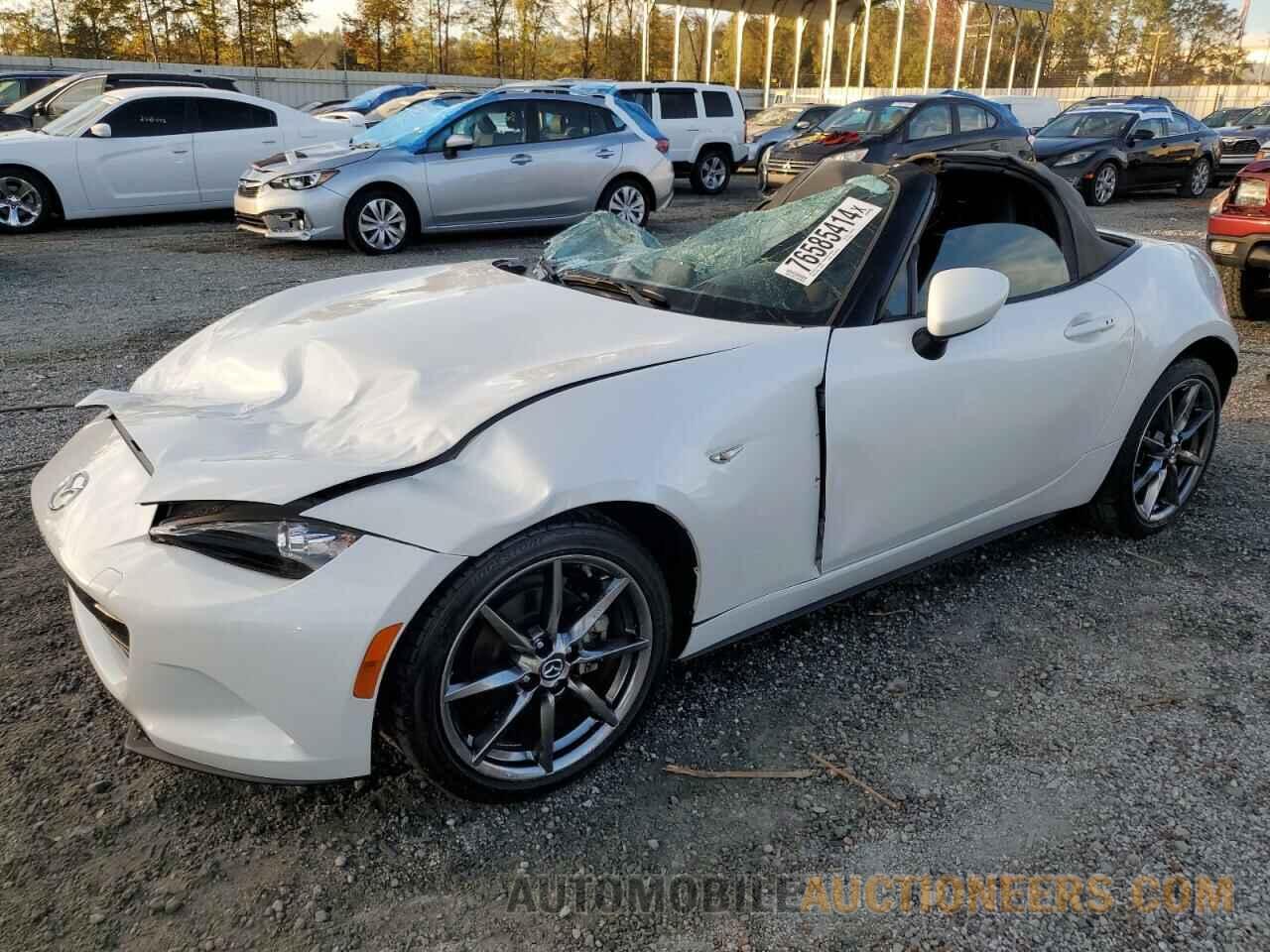 JM1NDAD7XL0410784 MAZDA MX5 2020