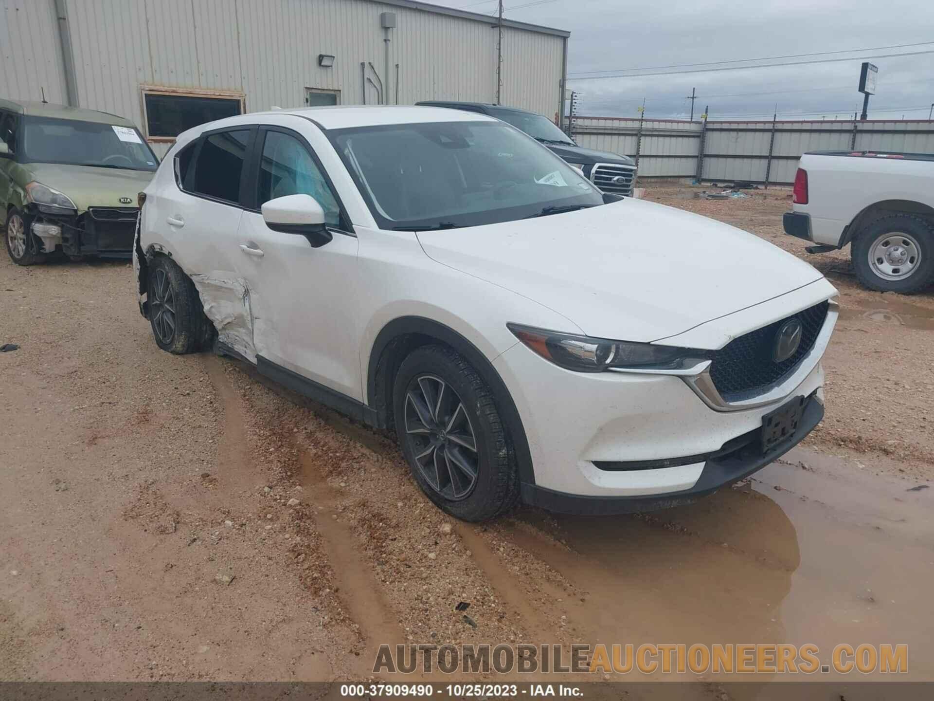 JM3KFACM1J1366676 MAZDA CX-5 2018