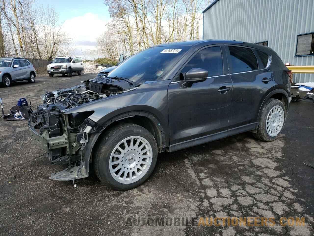 JM3KFACM6J1365944 MAZDA CX-5 2018