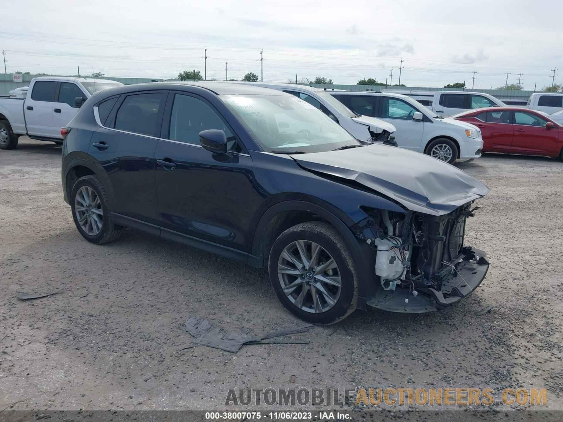 JM3KFADM1M1391886 MAZDA CX-5 2021