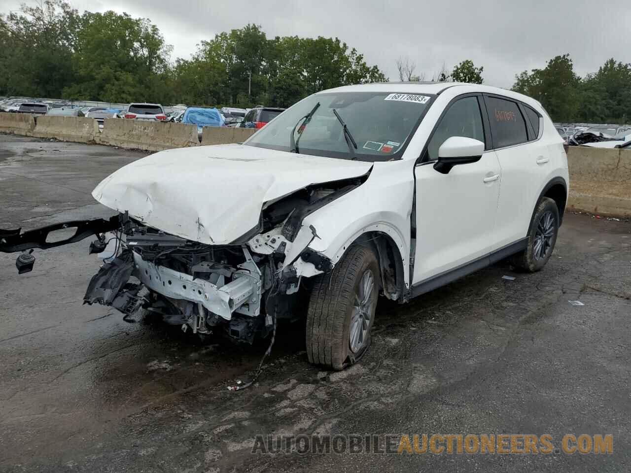 JM3KFBCM1K1608521 MAZDA CX-5 2019