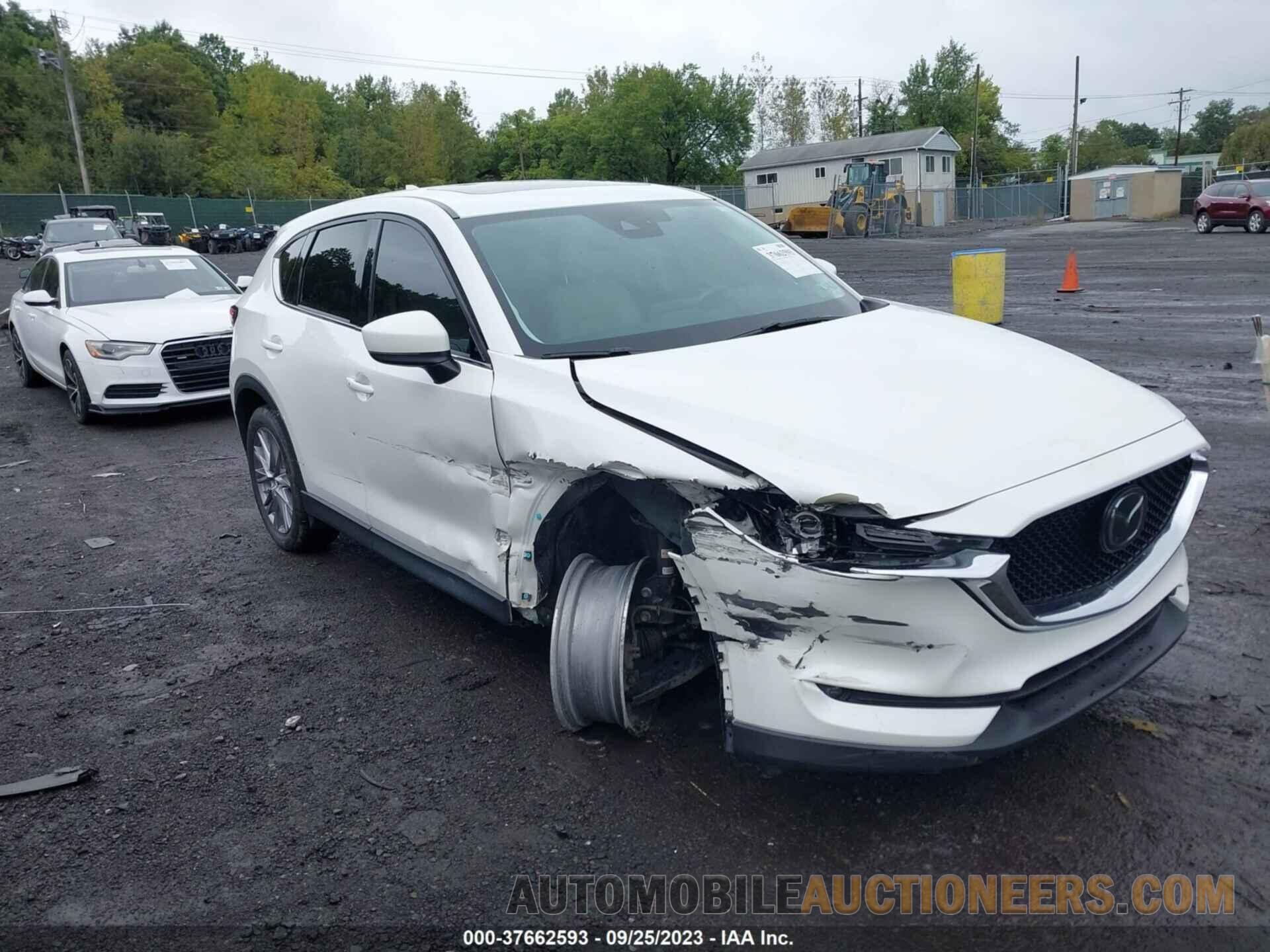 JM3KFBDM1K0649204 MAZDA CX-5 2019