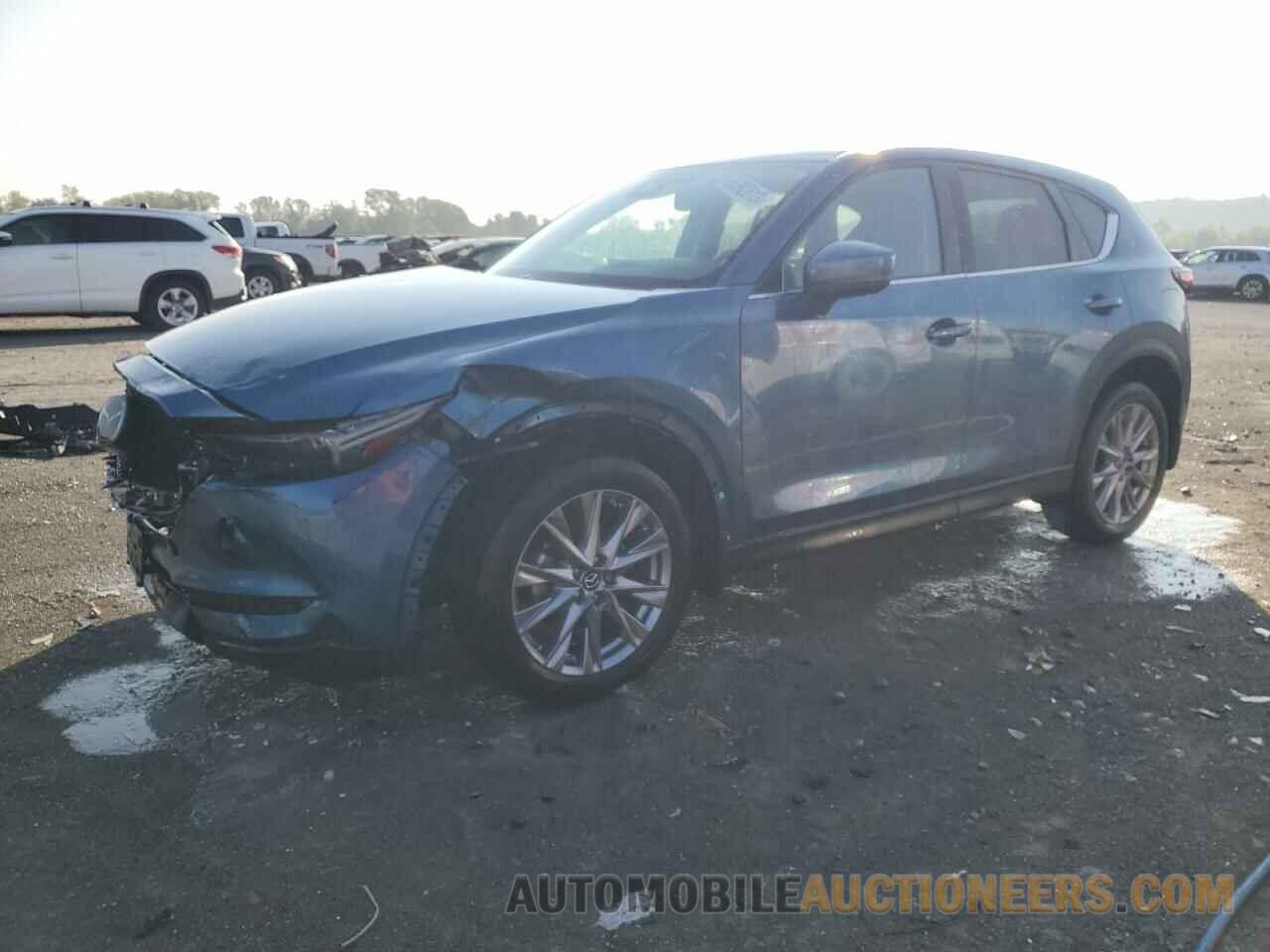 JM3KFBDM1K0680887 MAZDA CX-5 2019