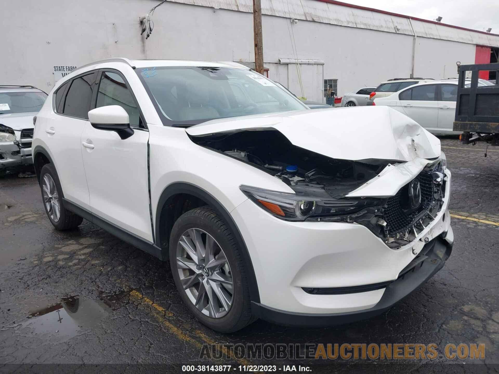 JM3KFBDM2K0677724 MAZDA CX-5 2019