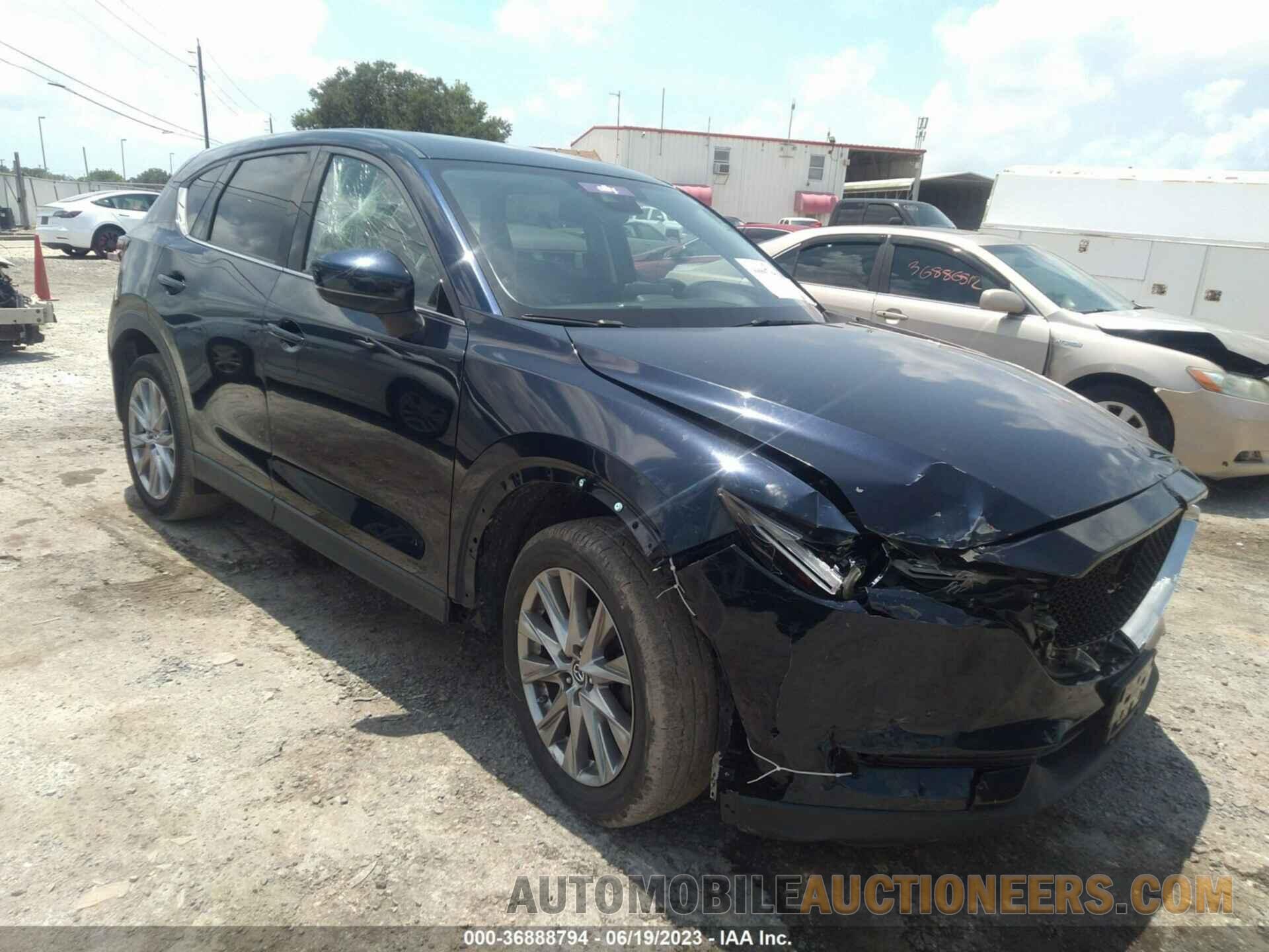 JM3KFBDM3K0528285 MAZDA CX-5 2019