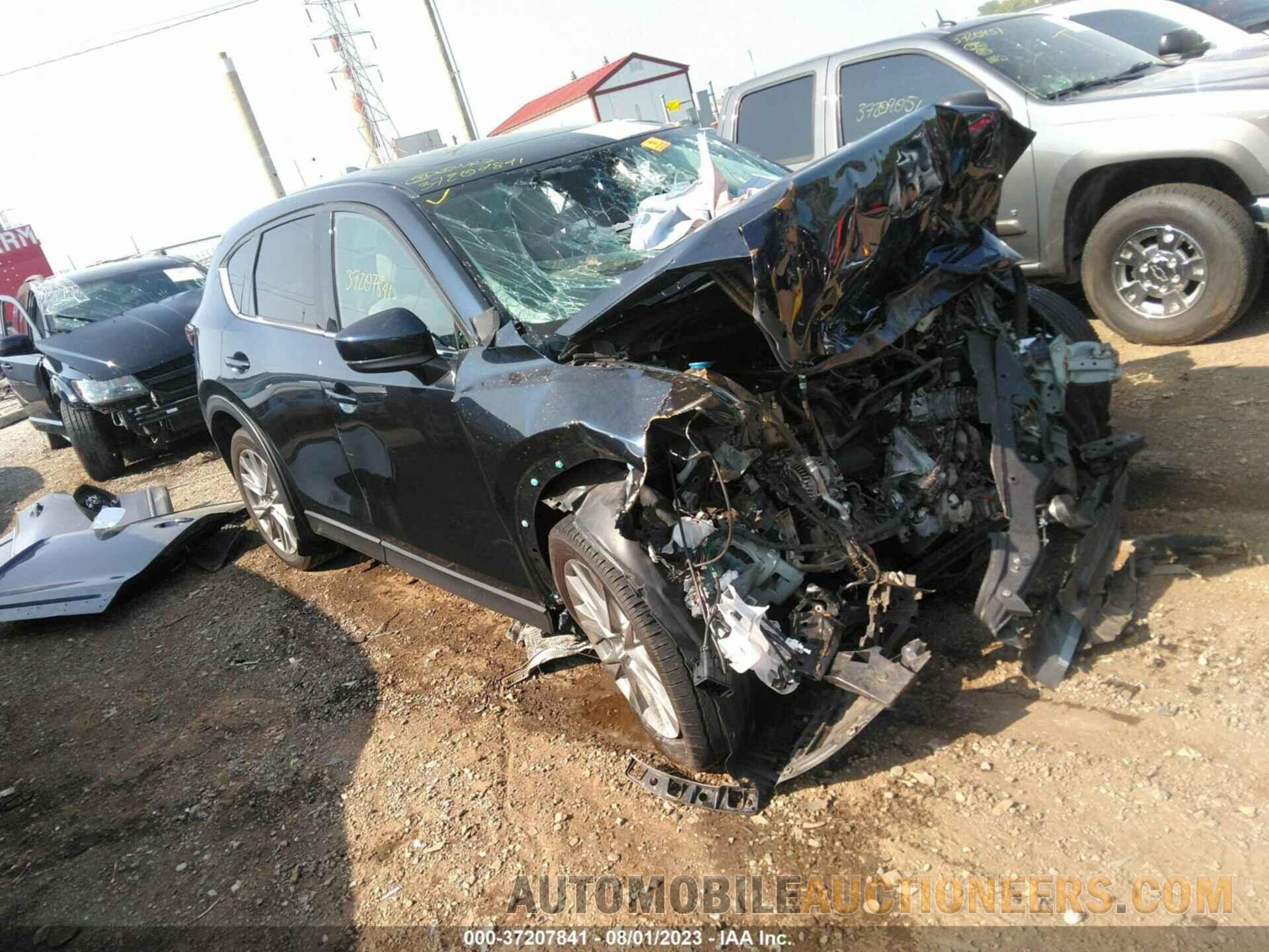 JM3KFBDM8M1367140 MAZDA CX-5 2021