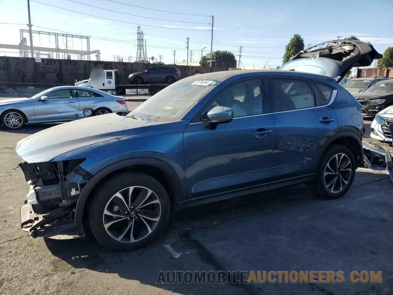 JM3KFBDM9N1522859 MAZDA CX-5 PREMI 2022