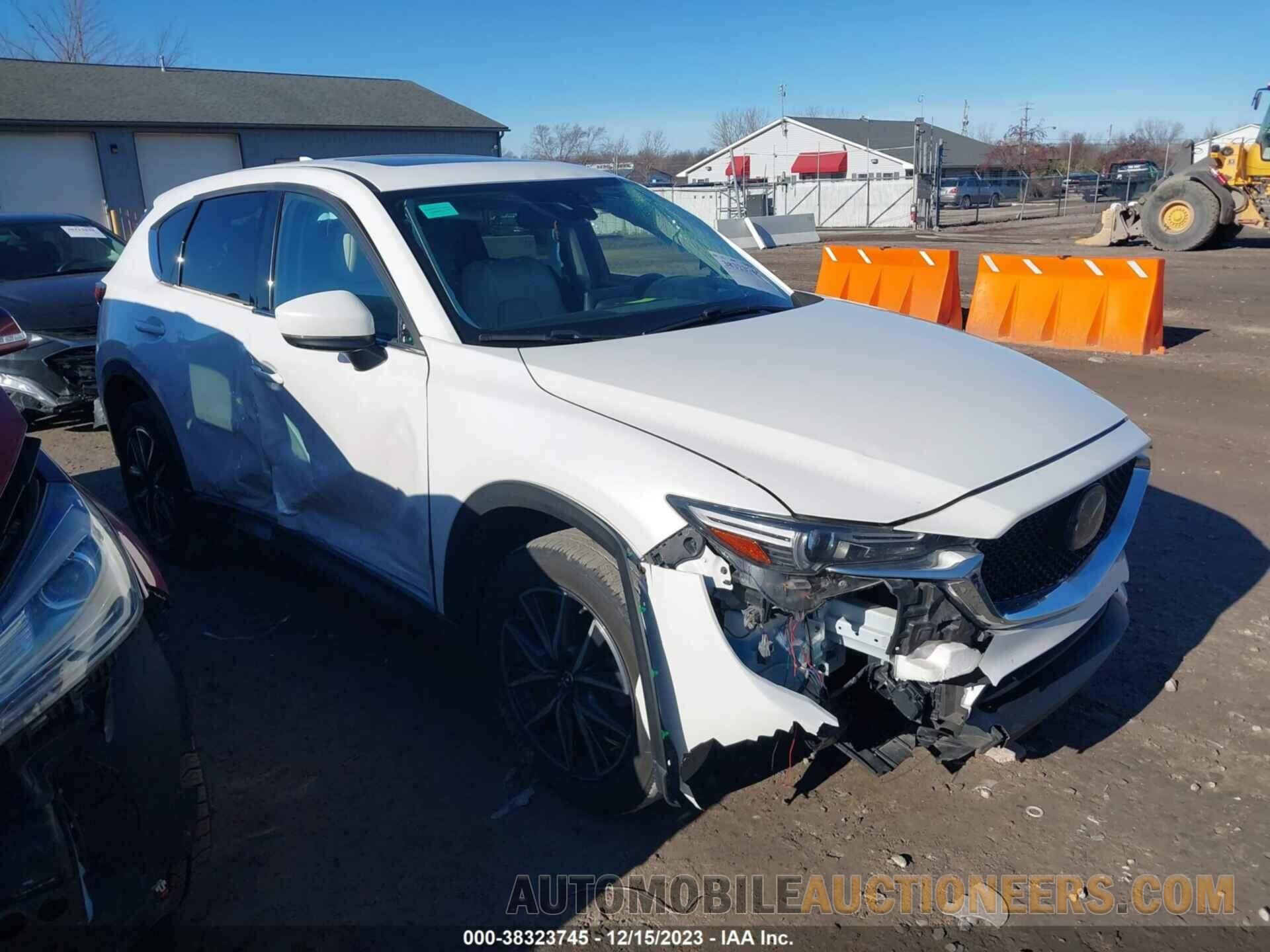 JM3KFBDMXJ0392557 MAZDA CX-5 2018