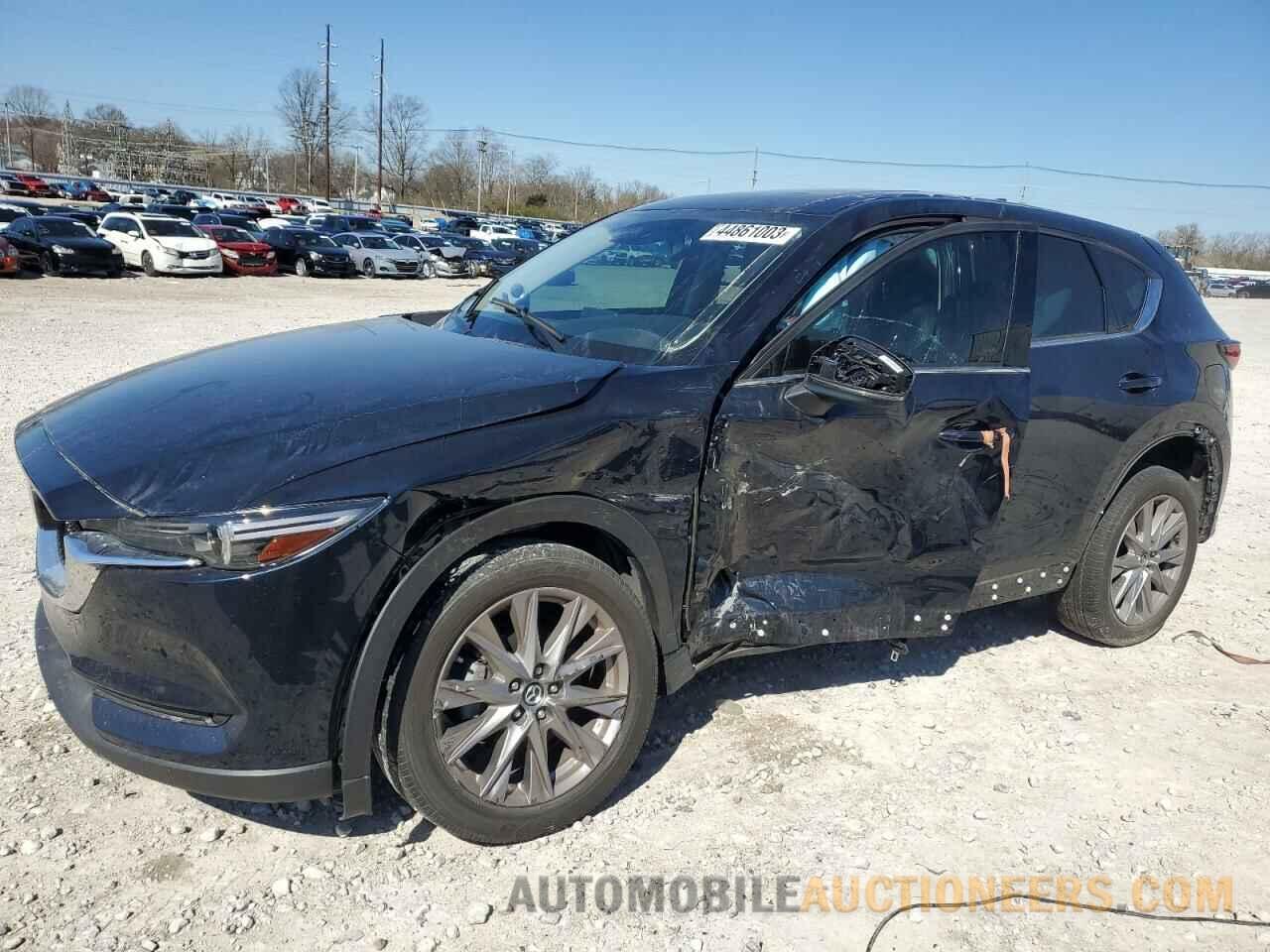 JM3KFBDMXK0528932 MAZDA CX-5 2019