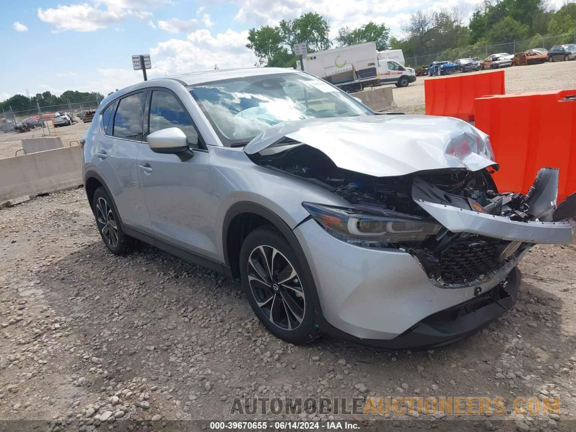 JM3KFBEM8N0614677 MAZDA CX-5 2022