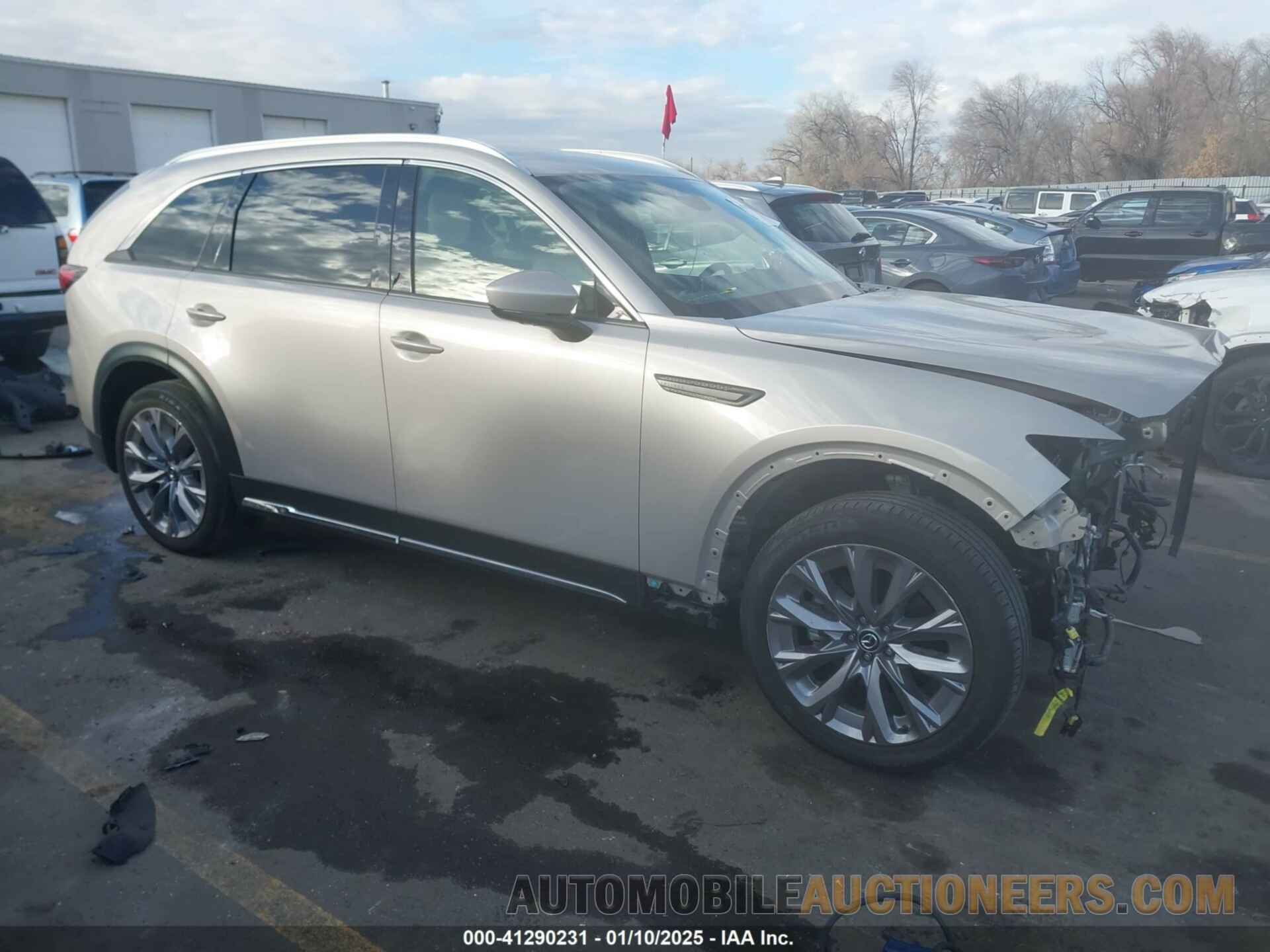 JM3KKEHD4R1122012 MAZDA CX-90 2024