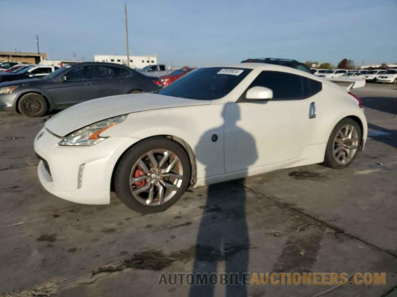 JN1AZ4EH1DM381956 NISSAN 370Z 2013