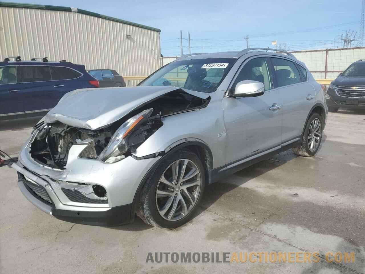 JN1BJ0RP8HM385563 INFINITI QX50 2017