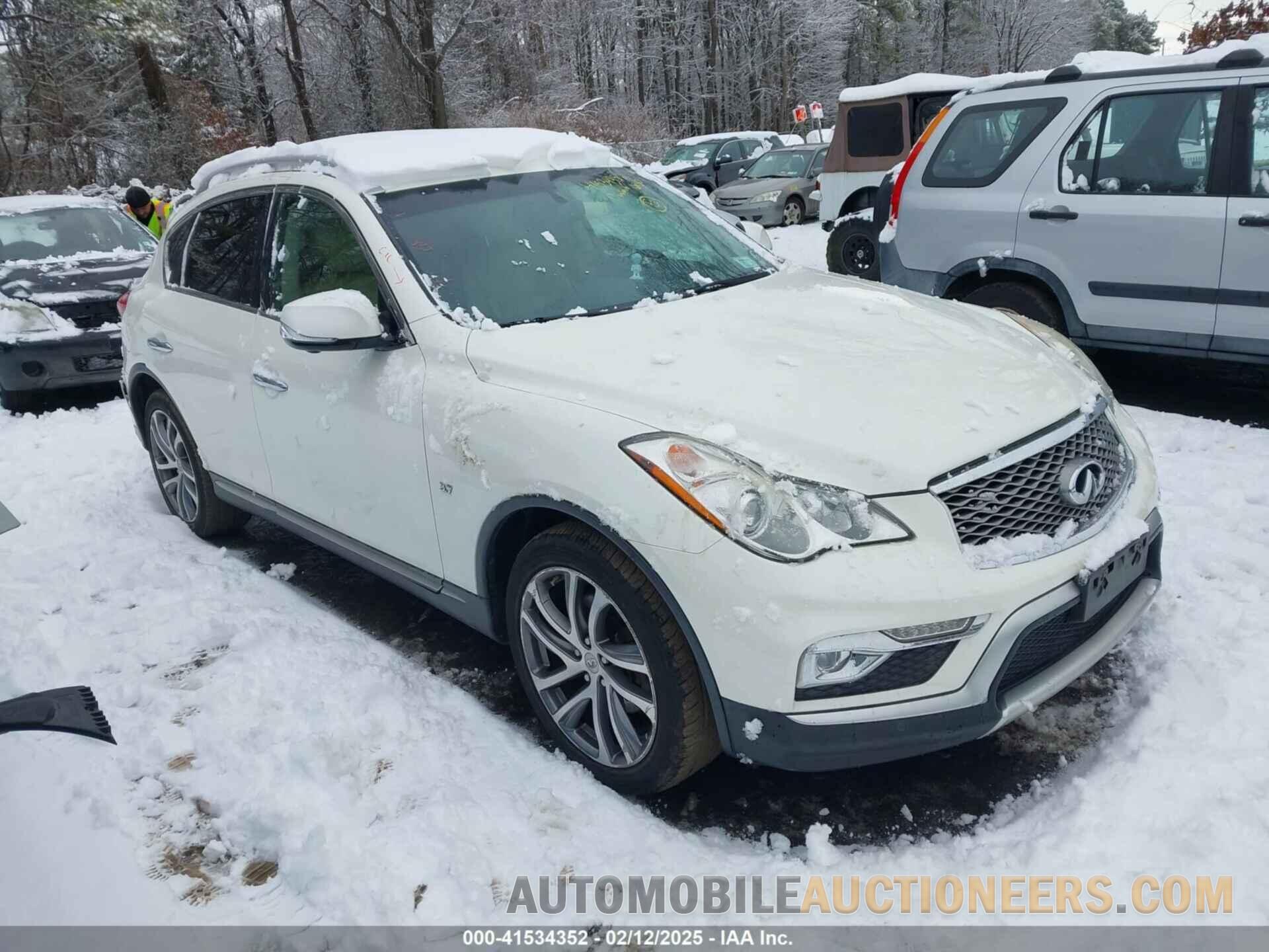 JN1BJ0RR0HM400722 INFINITI QX50 2017