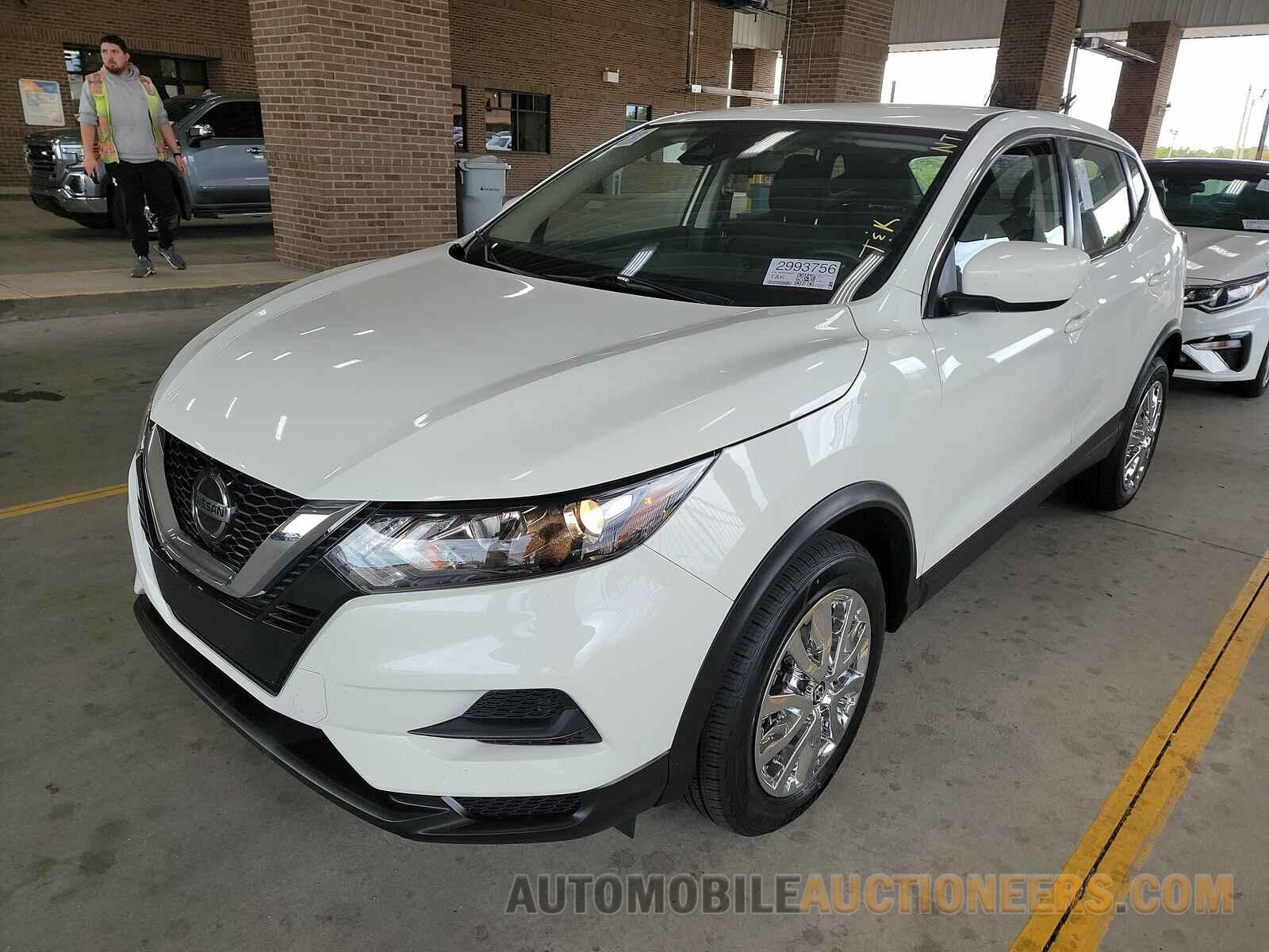 JN1BJ1AV5MW300497 Nissan Rogue Sport 2021