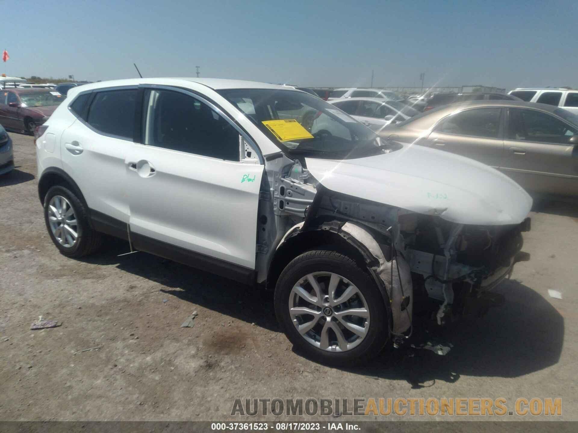 JN1BJ1AV8NW343975 NISSAN ROGUE SPORT 2022