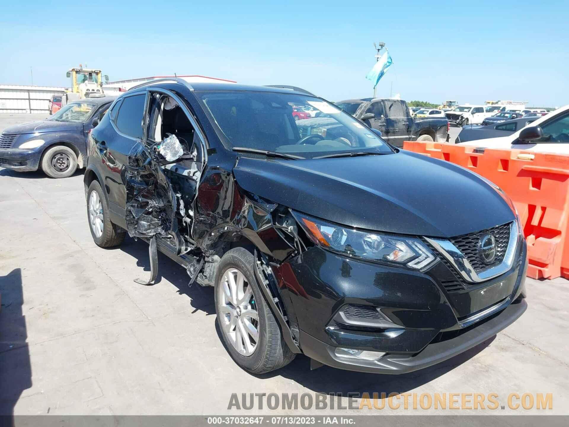 JN1BJ1BV0MW566587 NISSAN ROGUE SPORT 2021