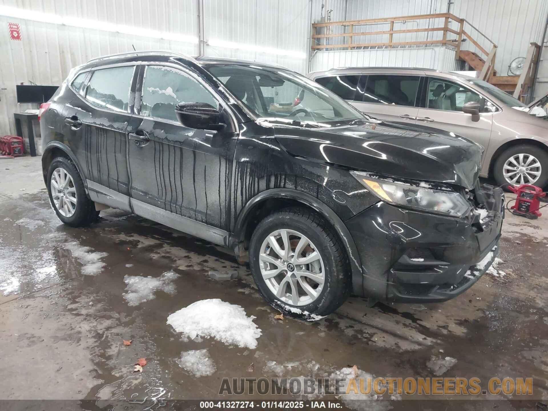 JN1BJ1BW4MW425742 NISSAN ROGUE SPORT 2021