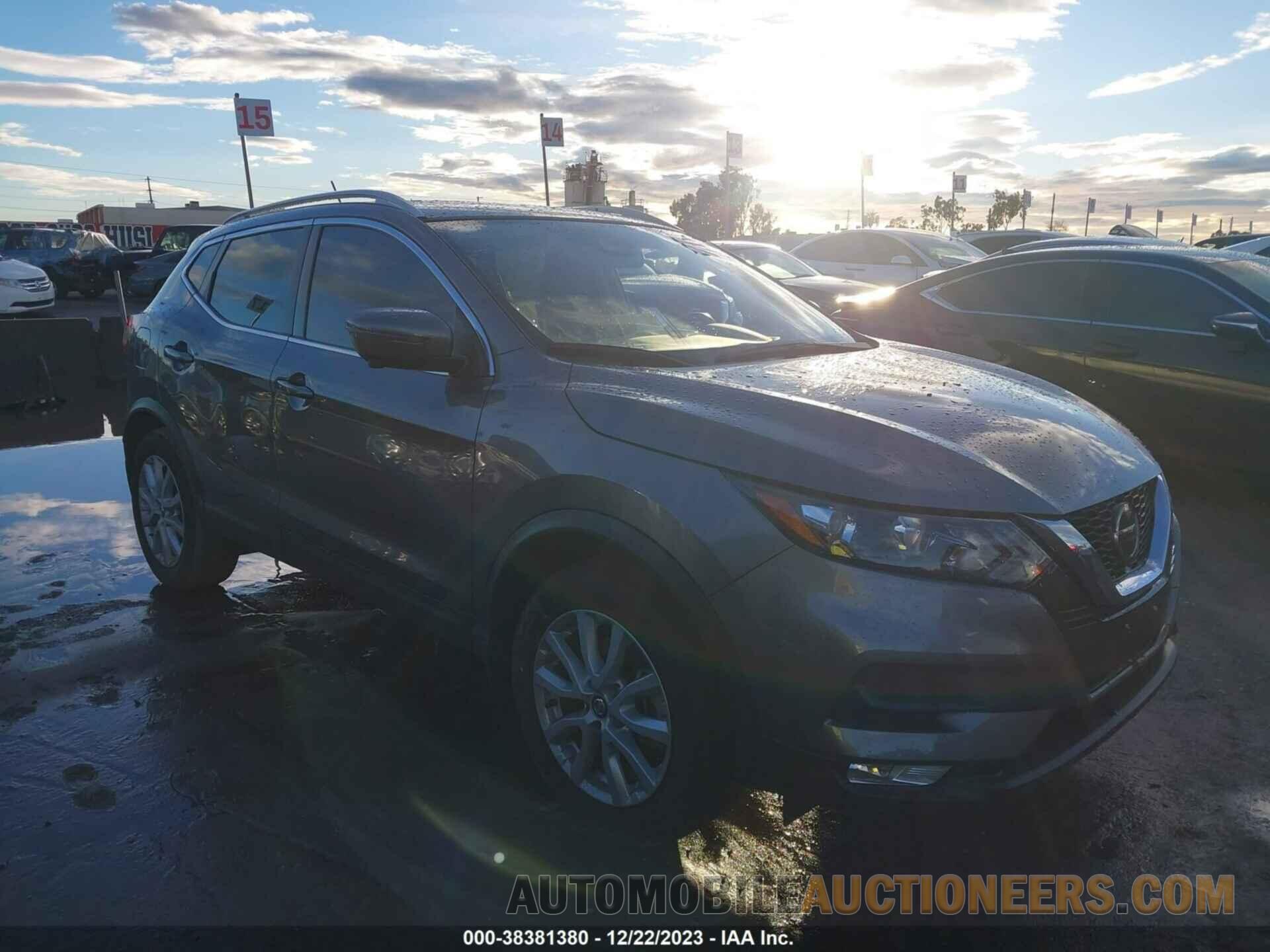 JN1BJ1BW8NW489915 NISSAN ROGUE SPORT 2022