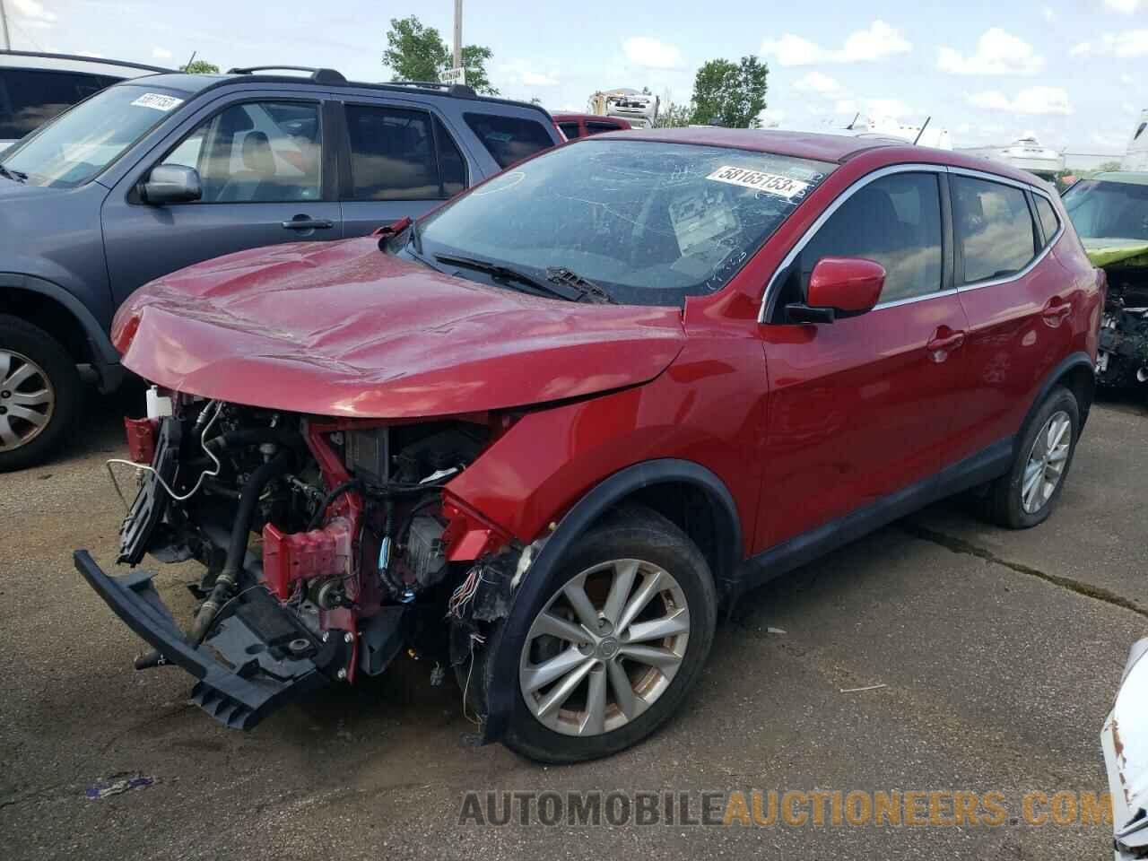 JN1BJ1CP0JW102758 NISSAN ROGUE 2018