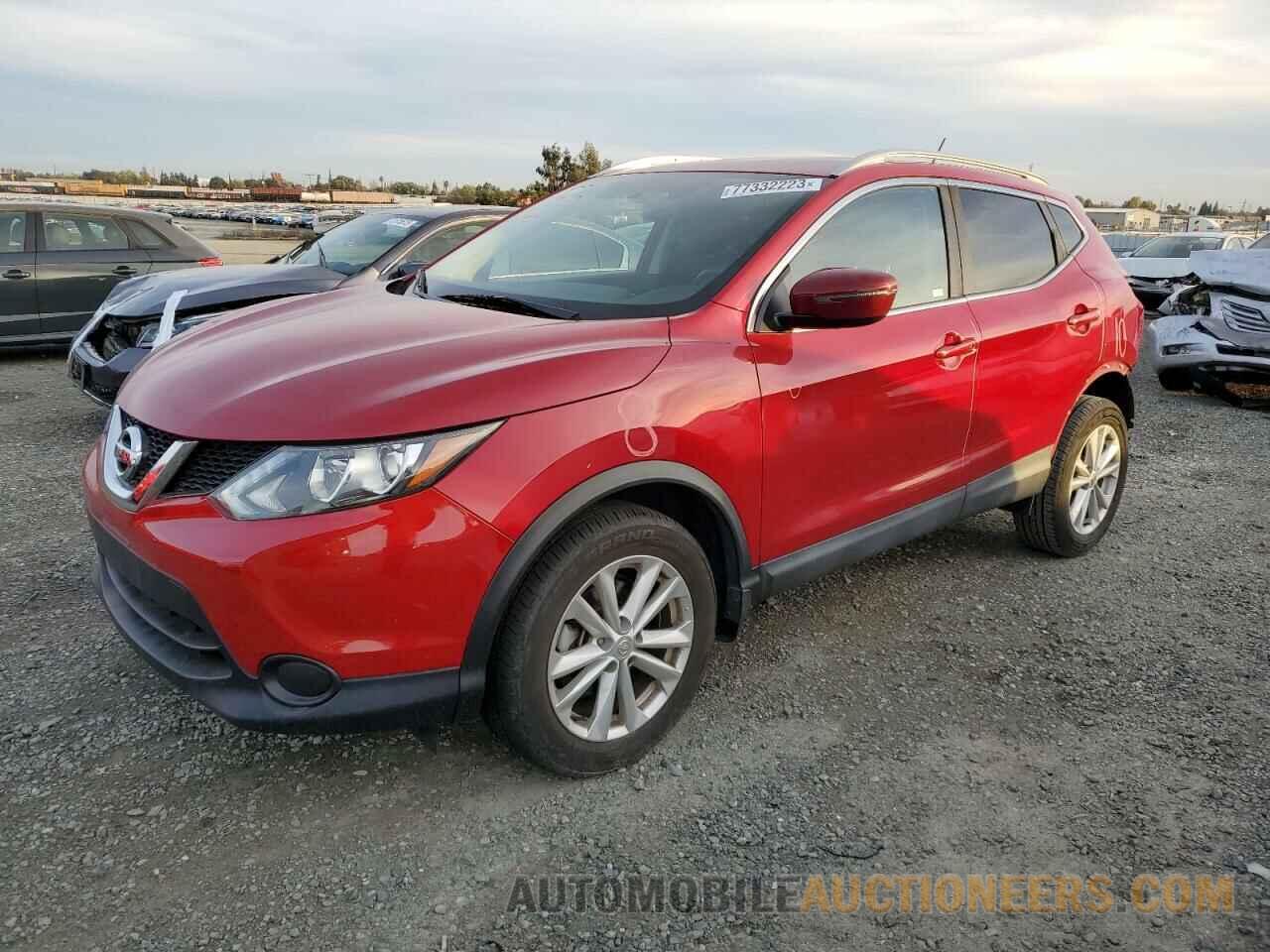 JN1BJ1CP0JW104137 NISSAN ROGUE 2018