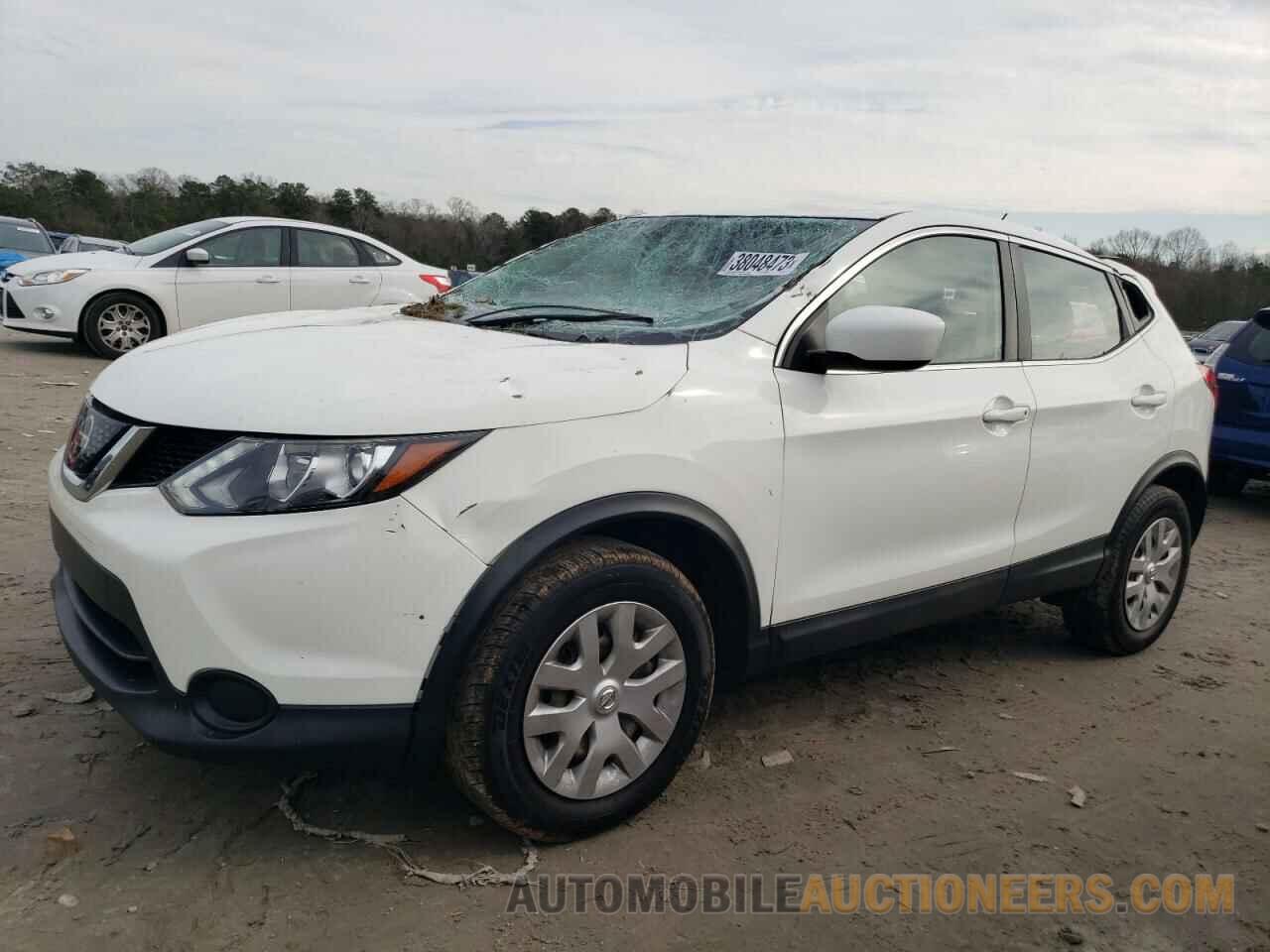 JN1BJ1CP0JW154844 NISSAN ROGUE 2018