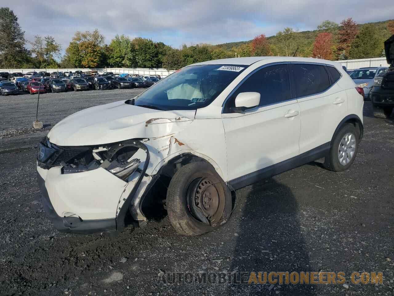 JN1BJ1CP0JW162846 NISSAN ROGUE 2018