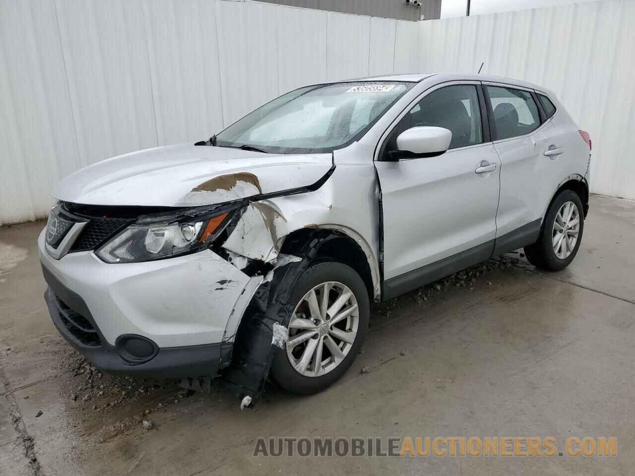 JN1BJ1CP0JW163527 NISSAN ROGUE 2018