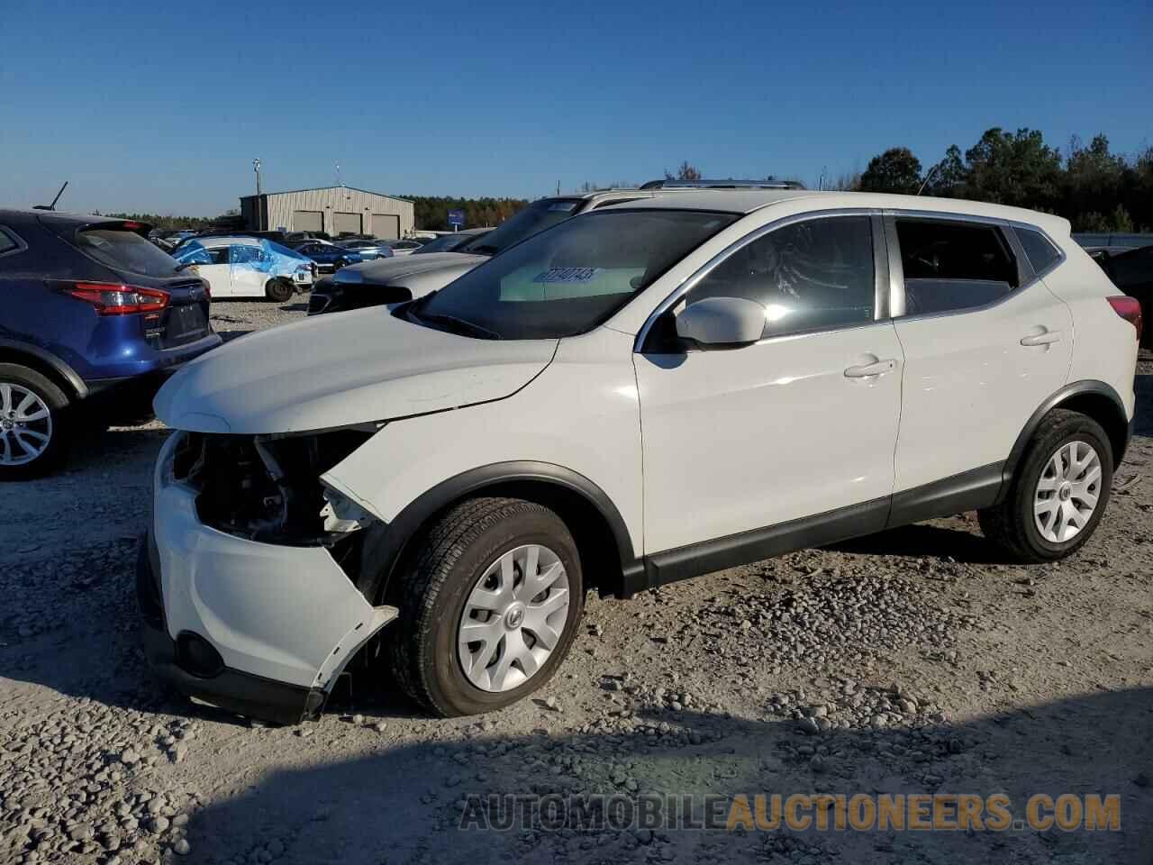 JN1BJ1CP0JW192364 NISSAN ROGUE 2018