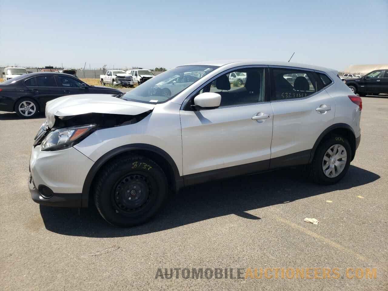 JN1BJ1CP0JW193207 NISSAN ROGUE 2018