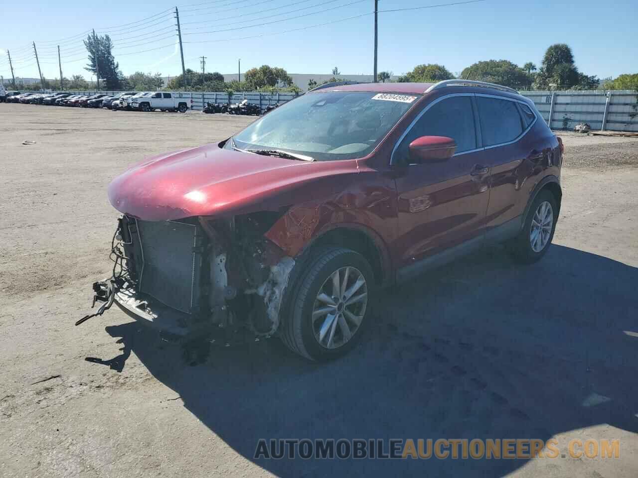 JN1BJ1CP0KW225879 NISSAN ROGUE 2019