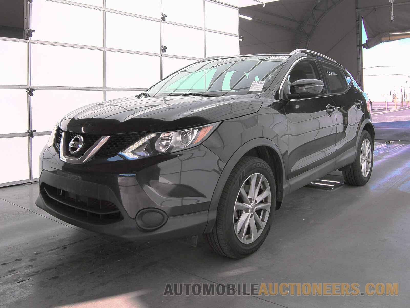 JN1BJ1CP1HW016837 Nissan Rogue Sport 2017