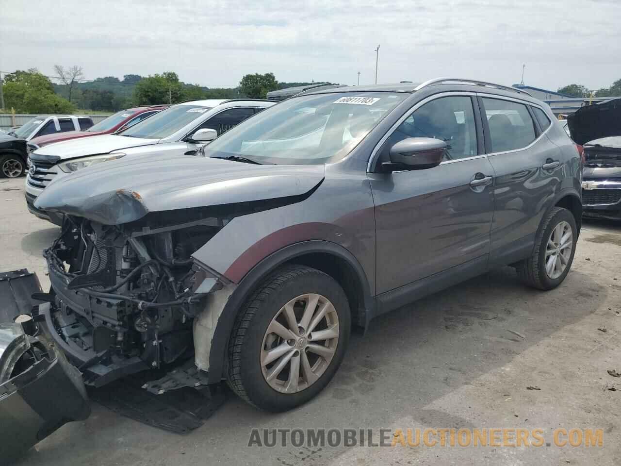 JN1BJ1CP1JW109573 NISSAN ROGUE 2018